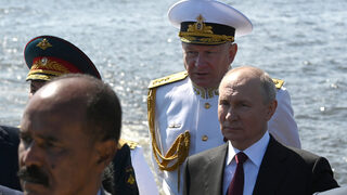 С подпис на Путин границите на Русия се затварят за военнообвързани