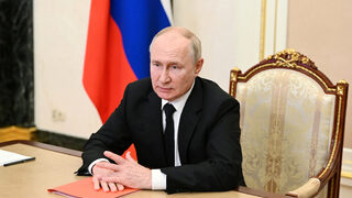 Путин частично отмени данъчни споразумения с България и другите "неприятелски" държави