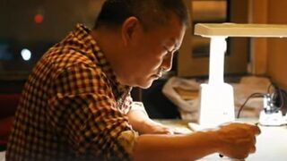 Новините на детски език: Китайски милионер се проваля за 27-и път на кандидатстудентски изпит