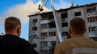 Завод за лагери в Луцк и жилища в Лвов са ударени от руски ракети в Украйна