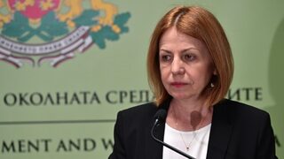 Съмнения на Фандъкова в компетентността на фирмата забавили пренареждането на жълтите <span class="highlight">павета</span>