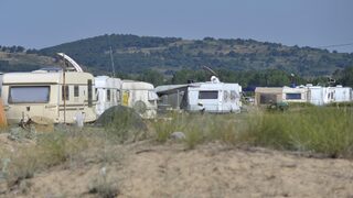 Полицията установи 19 незаконни каравани на дюните край залива "Вромос"