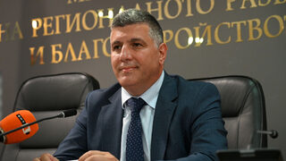 Регионалният министър: Борисов ме атакува защото връщаме конкуренцията при пътните поръчки