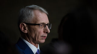 Денков призова в следващите два дни никой да не влиза в морето и да не се пие вода от чешмите