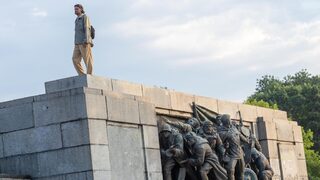 Изследване: Как от учебниците по история се раждат злонамерени измислици за ролята на Русия
