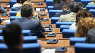 Подкрепящите управлението одобриха проекта си за държавен контрол над "Лукойл Нефтохим" (обновена)