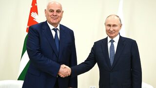 Абхазия обяви споразумение с Русия за постоянна черноморска база