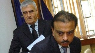 Министър Димитров плаши Митал с ревизори и прокурори