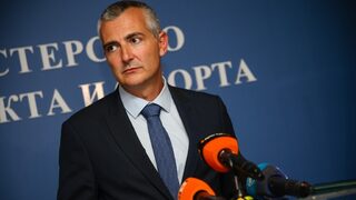 "Кухи обвинения": спортният министър отговори на критиките на Бойко Борисов