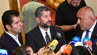 Вотът на недоверие – две различни политически математики