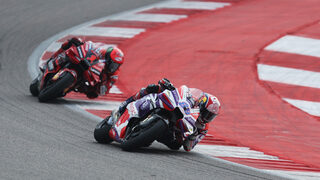 Зрелище по холивудски: как MotoGP стана по-интересен от Формула 1