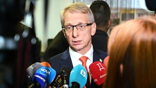 Денков се надява Радев да не е влязъл в коловоза на опозицията и да плаши хората