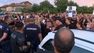 Близки на убития Димитър Малинов от <span class="highlight">Цалапица</span> викаха "мафия" пред прокуратурата в Пловдив (обновена)