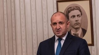 Президентът сезира Конституционния съд заради таксата <span class="highlight">за</span> пренос на руски газ