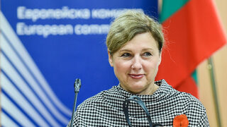 <span class="highlight">Вера</span> <span class="highlight">Йоурова</span> пред "Дневник": Създайте стабилна система, която да оцелява след поредните избори