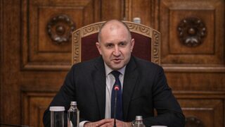 Президентът остави на компетентните органи да отговорят има ли в доклада на ДАНС нещо притеснително