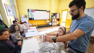 В София и повечето големи градове се очертават балотажи