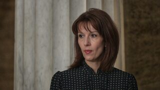 Избирателната комисия иска ново удостоверяване на машините за гласуване