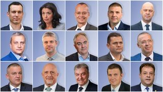 Нови или добре познати: кои са кметовете в областните градове (карта)
