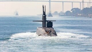 Американска <span class="highlight">ядрена</span> <span class="highlight">подводница</span> пристигна в Южна Корея