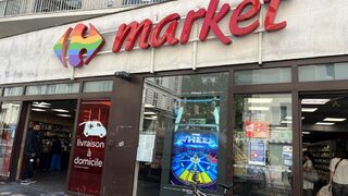 Има ли място за старите кучета: "Карфур" се завръща скоро във формата "удобни магазини"