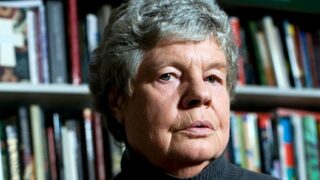 Авторът на "Обладаване" А. С. Байът почина на 87 г.