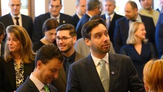 Има ли вече Столичен общински съвет, а като заседава - работи ли