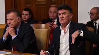 Снимка на деня: Борислав Михайлов пред спортната комисия в парламента