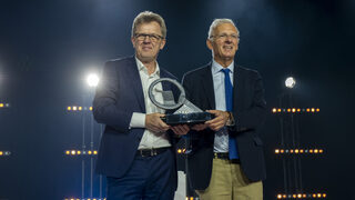 <span class="highlight">Volvo</span> FH Electric печели приза "Камион на годината 2024"