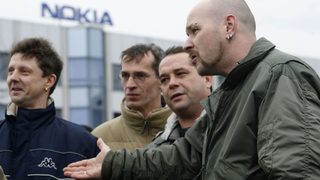 Новият завод на Нокиа в Румъния предизвика пореден скандал