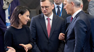 Украйна: "Ние сме де факто натовска армия"