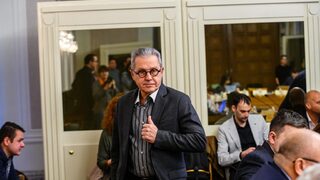 ГЕРБ и ДПС провалиха заседанието на бюджетната комисия за данъчните закони