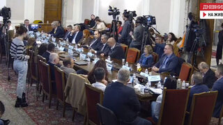 Какво стана ясно по време на изслушването на директора на "Пирогов" в парламента (видео)