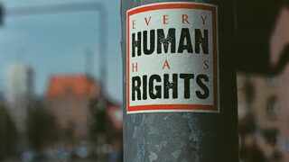 "Отворено общество": Човешки права се бранят и чрез борба с бедността и с корупцията