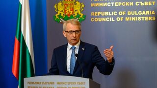 България няма да приема допълнително бежанци, за да влезе в Шенген, обяви Денков