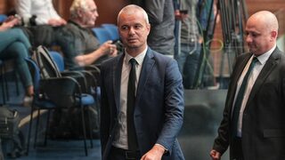 Костадин Костадинов отрече "Възраждане" да е отговорна за побоя над столичен общинар
