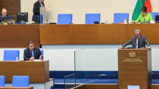 Депутатите вдигнаха на 15% корпоративния данък за компании с оборот поне 750 млн. евро