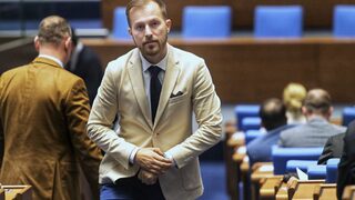 Редно е най-високият паметник в София да е български, смята депутат от мнозинството