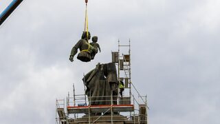 Краят на един срам