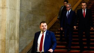 Суперменът на ДПС