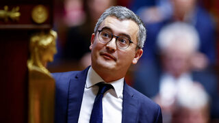 Френските депутати постигнаха предварително споразумение за по-строг закон за имиграцията