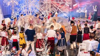 Новогодишните програми: Още от същото плюс дебют на Валери Божинов като водещ