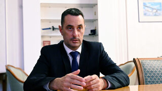 Поръчките за новите влакове няма риск да бъдат провалени, увери Гвоздейков