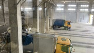Директорът на завода в с.Яна: По документи се рециклират 53% от боклука на София, а реално са 1-2%