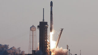 Индия ще използва ракета на SpaceX за изстрелване на комуникационен сателит