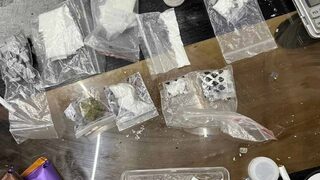 Иззето е голямо количество наркотици при полицейска операция в София и Велико Търново