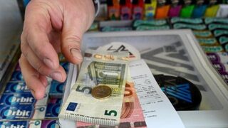 Кампанията за еврото се чака да започне в края на месеца