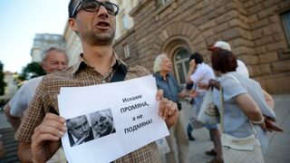 Дали Петков и Иванов респектираха Борисов и Пеевски, или тъкмо обратното?