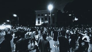 Новините на детски език: Протести в Тбилиси