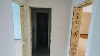 Фотогалерия: Погромът в консулството в Русе след напускането <span class="highlight">на</span> руския дипломатически персонал